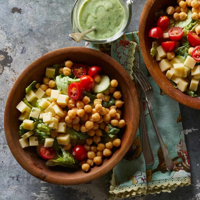 Salata cu naut si avocado pentru diabetici