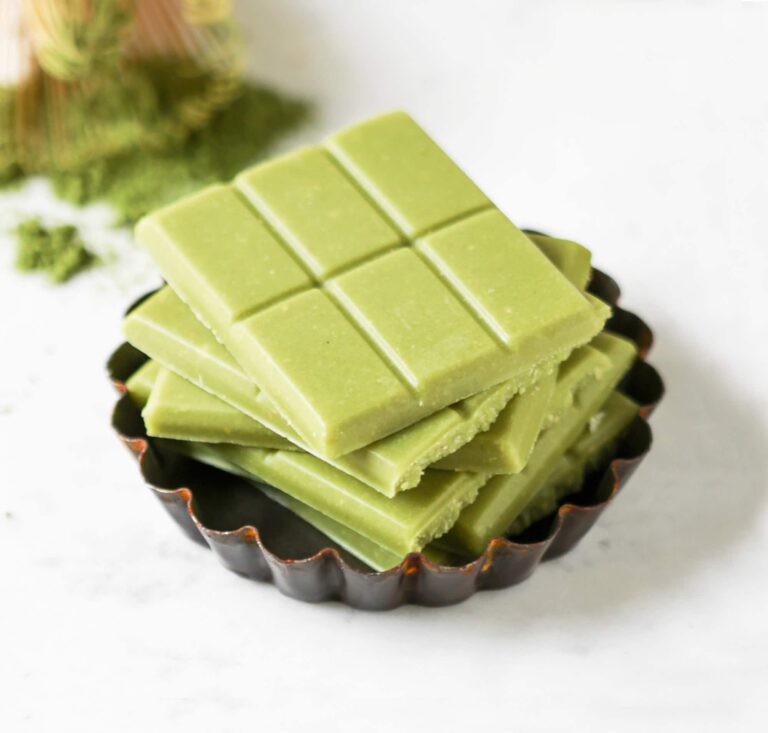 Ciocolata fara zahar cu matcha pentru diabetici